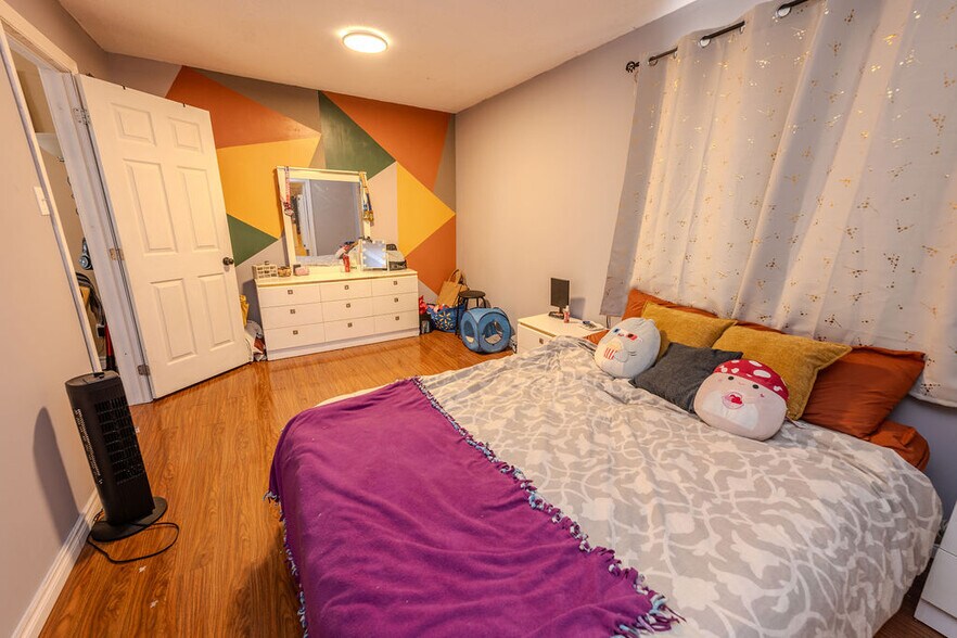 More Photos Of 181 Melville Rd, Consecon Trailer Camper Park For Sale