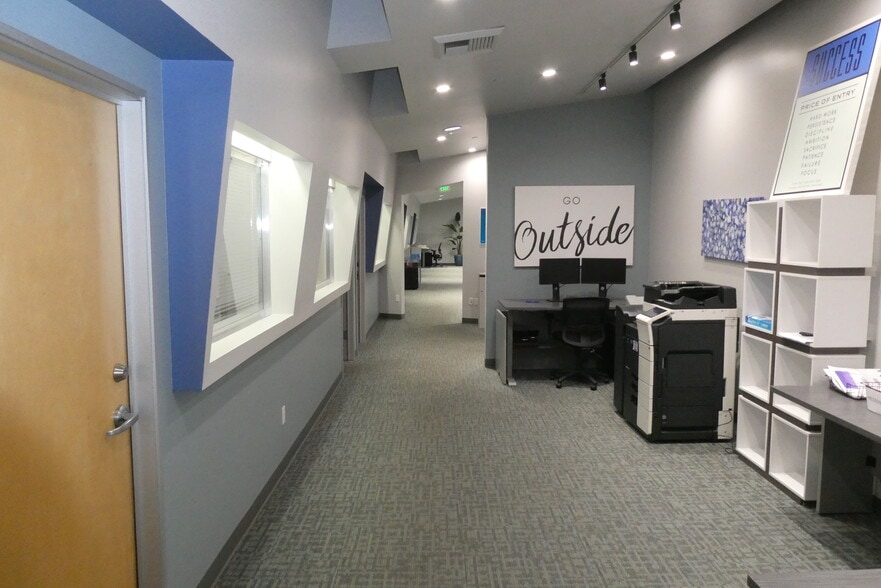 More Photos Of 6100-6120 San Fernando Rd, Glendale Office For Sale
