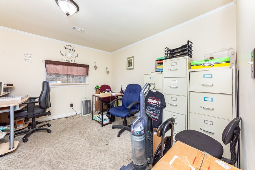 More Photos Of 2035 James Monroe hwy, Colonial Beach Racetrack For Sale