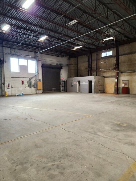 More Photos Of 2019 Washington Ave, Philadelphia Warehouse For Lease