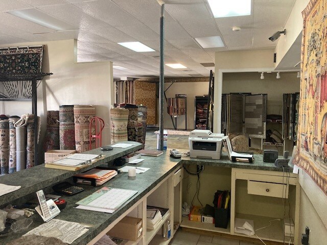 More Photos Of 13420 Coursey Blvd, Baton Rouge Freestanding For Sale