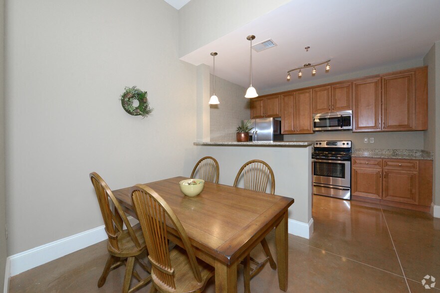 More Photos Of 12 Eagle St, Providence Apartments For Lease