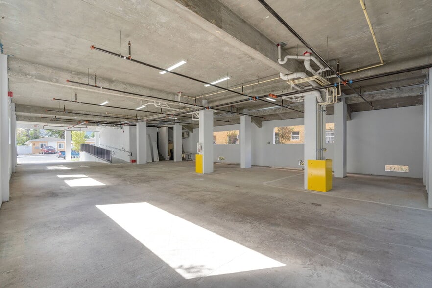 More Photos Of 1037 NW 2nd St, Miami Apartments For Sale