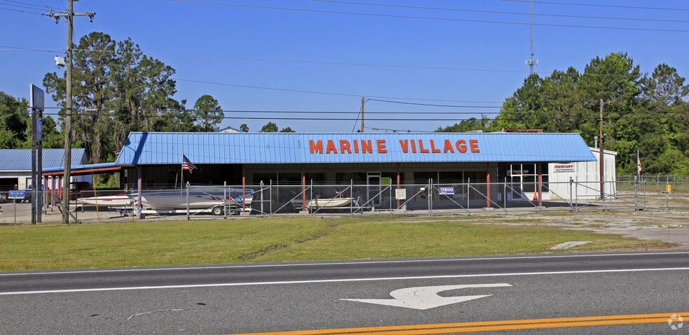 More Photos Of 1524 Main Blvd, Lake City Industrial For Sale