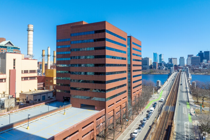 More Photos Of 1 Main St, Cambridge Office For Sale