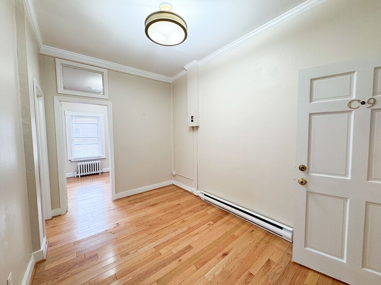 More Photos Of 79 Trumbull St, New Haven Apartments For Sale