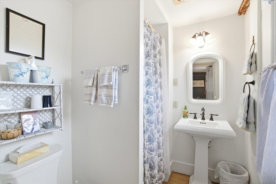 More Photos Of 235 Windsor Rd, Hillsborough Hospitality For Sale