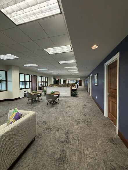 More Photos Of 815 Palafox St, Pensacola Office For Sale