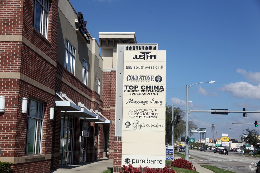 More Photos Of 3810 W Neptune St, Tampa General Retail For Lease