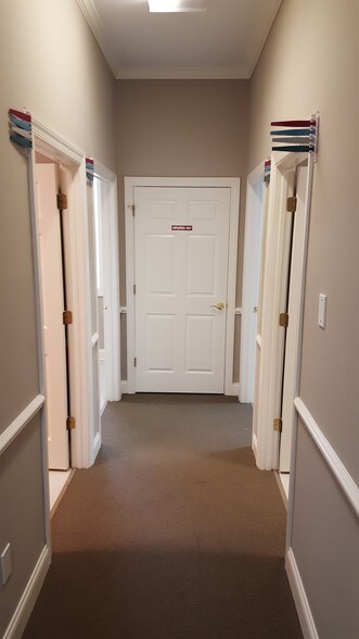 More Photos Of 3535 Roswell Rd, Marietta Office Residential For Lease