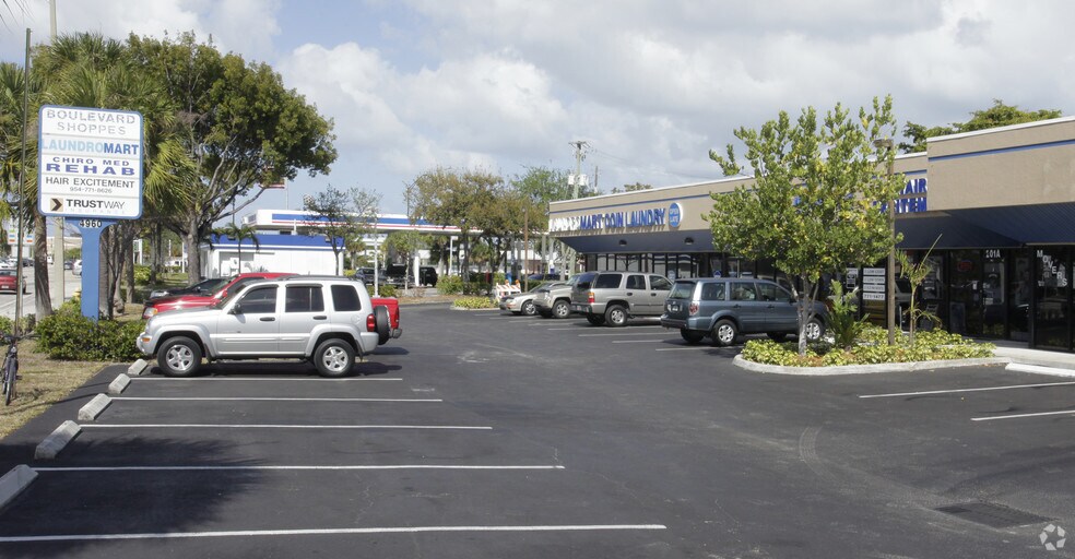 More Photos Of 4960 N Dixie Hwy, Fort Lauderdale Unknown For Sale