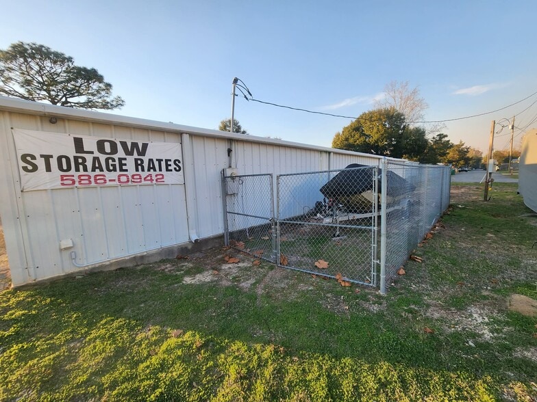 More Photos Of 1950 W Highway 98, Mary Esther Self Storage For Sale