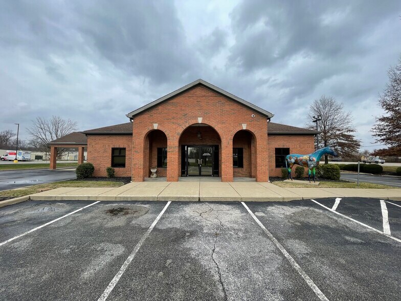 More Photos Of 7215 Riverport Plaza Dr, Louisville Freestanding For Sale