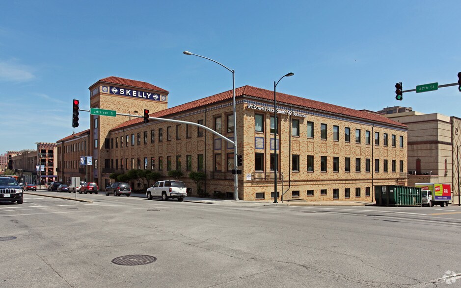 More Photos Of 601-605 W 47th St, Kansas City Office For Lease