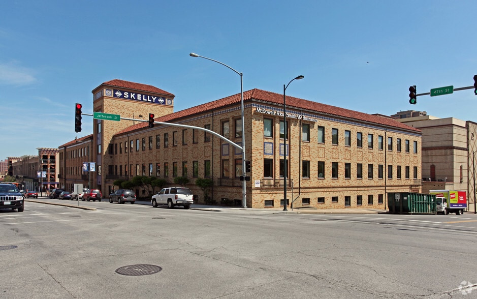 More Photos Of 601-605 W 47th St, Kansas City Office For Lease