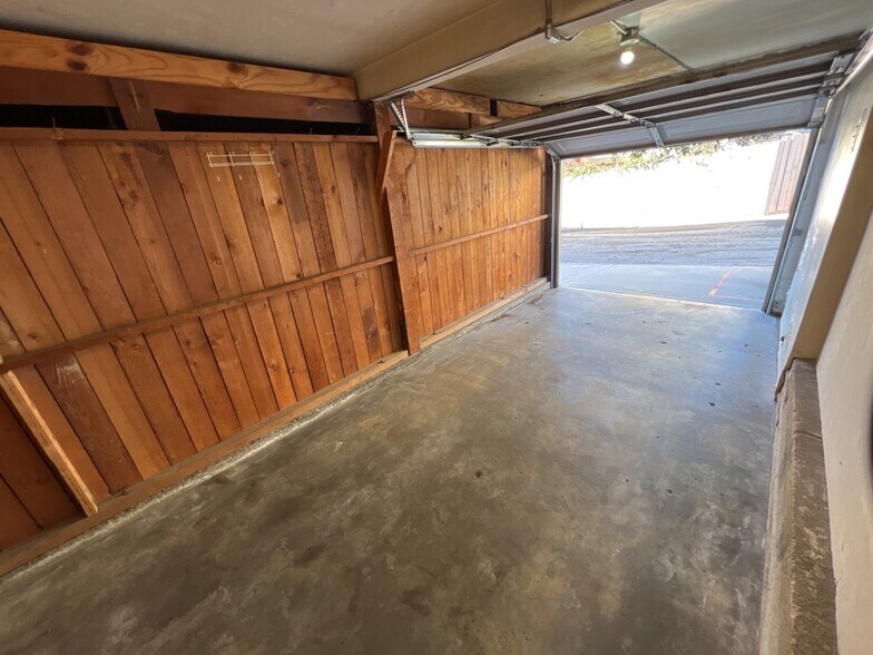 More Photos Of 4123 Ocean View Blvd, Montrose Apartments For Sale