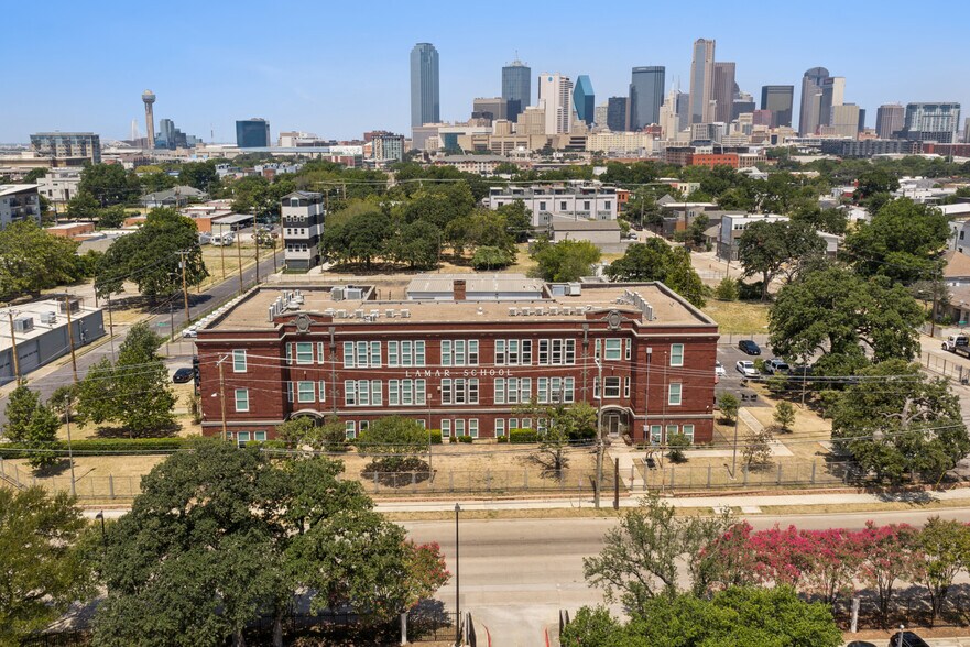 More Photos Of 1403 Corinth Rd, Dallas Apartments For Sale