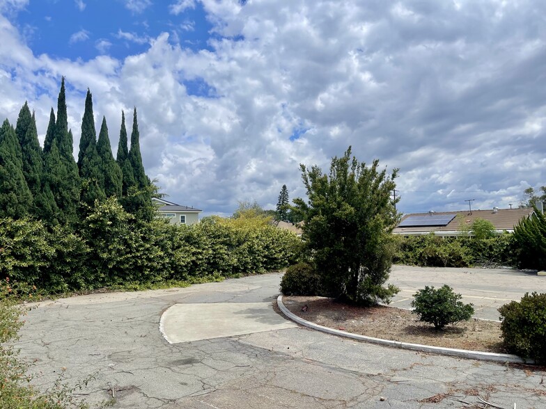 More Photos Of 5619 Ball Rd, Cypress Land For Sale