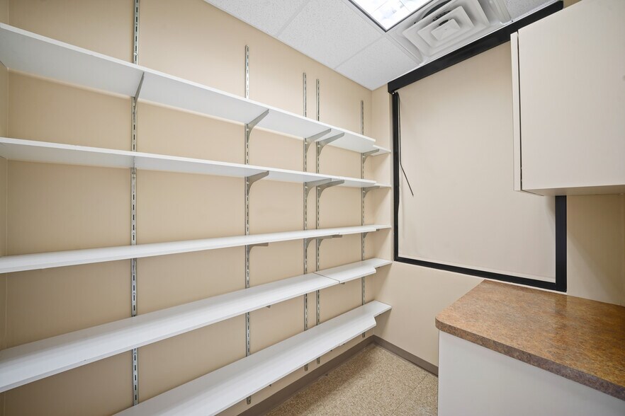 More Photos Of 4626 Riverstone Blvd, Missouri City Medical For Sale