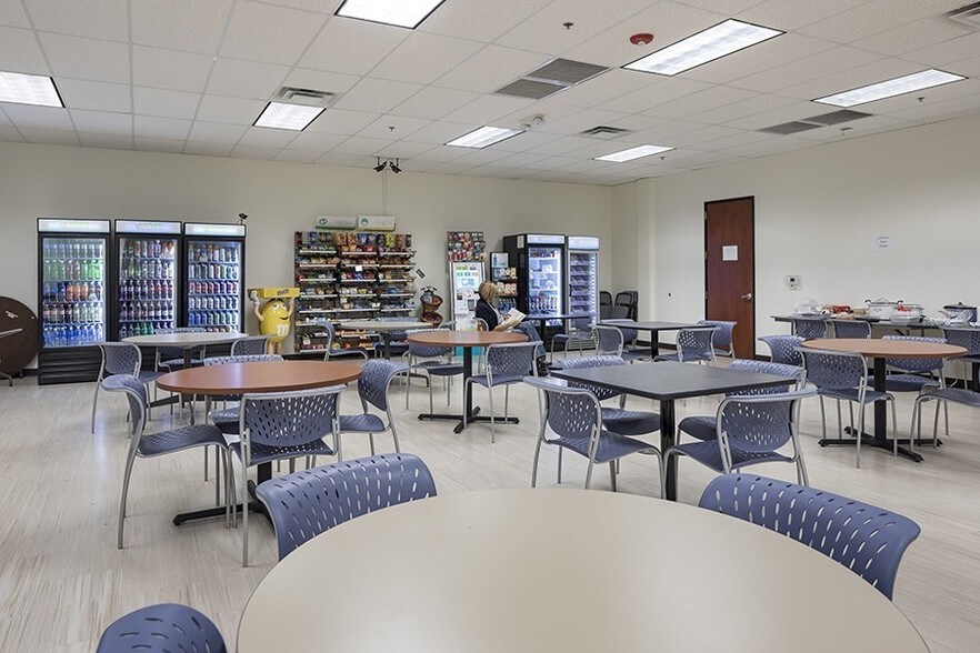 More Photos Of 8260 S Hardy Dr, Tempe Office For Lease