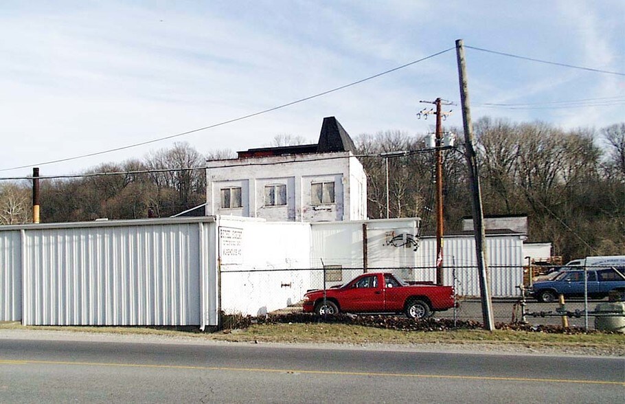 More Photos Of 800 S Morrison Ave, Collinsville Warehouse For Sale