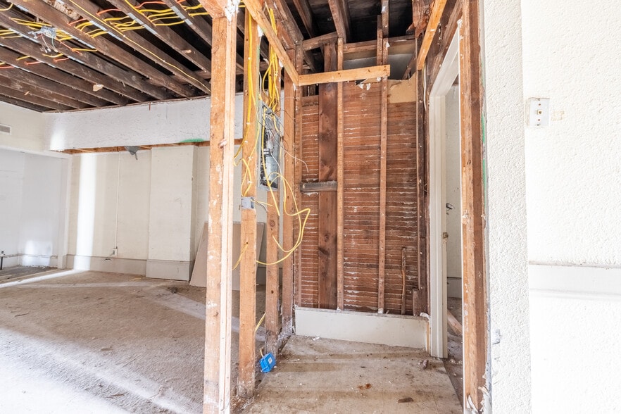 More Photos Of 6928 Superior Ave, Cleveland Apartments For Sale