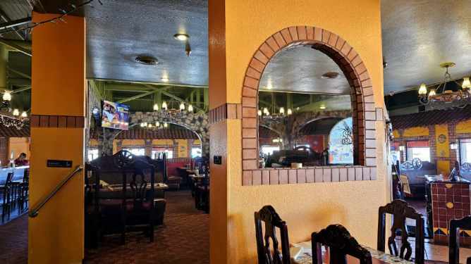 More Photos Of 310 S Academy Blvd, Colorado Springs Restaurant For Sale