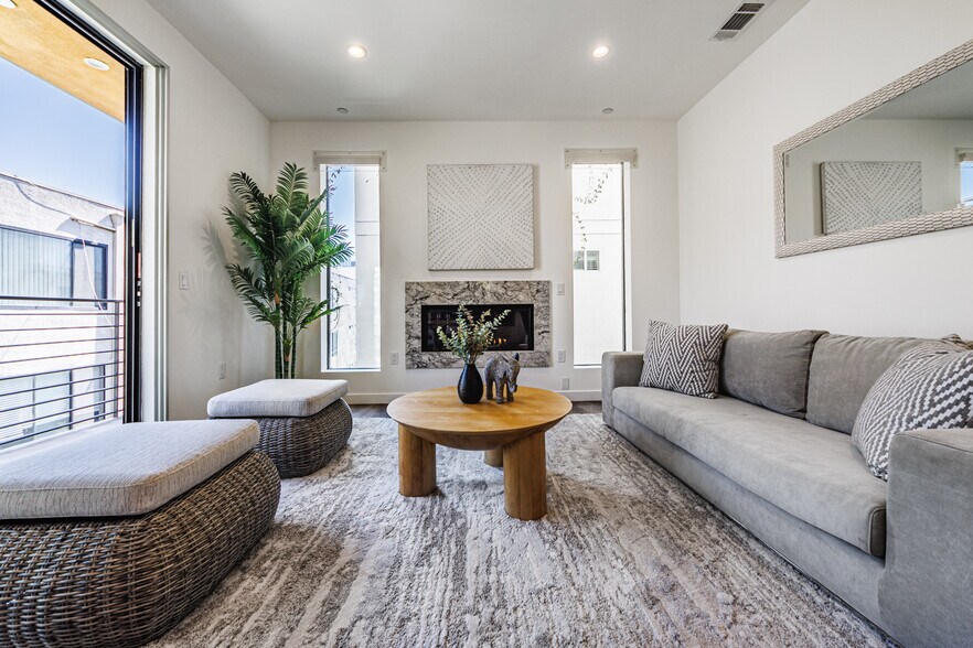 More Photos Of 11254 Mississippi Ave, Los Angeles Multifamily For Sale