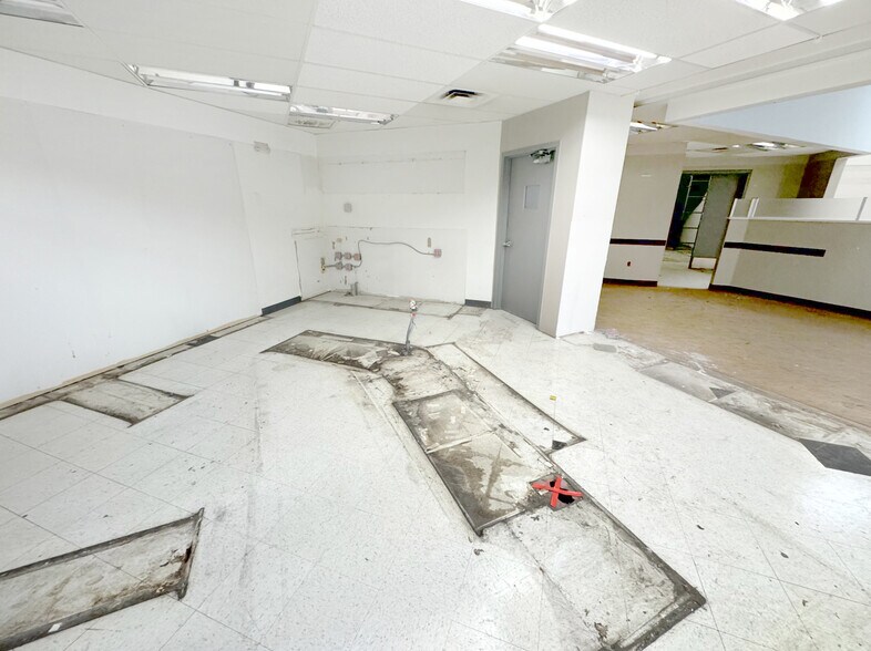 More Photos Of 1101 Atlantic Ave, Atlantic City Drugstore For Sale