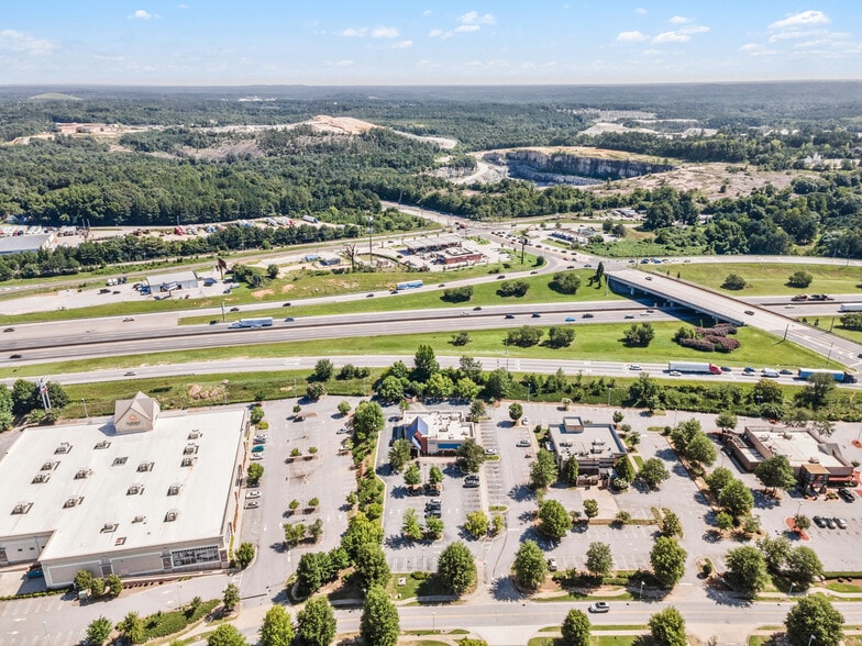 More Photos Of 2910 Stonecrest Cir, Lithonia Restaurant For Lease