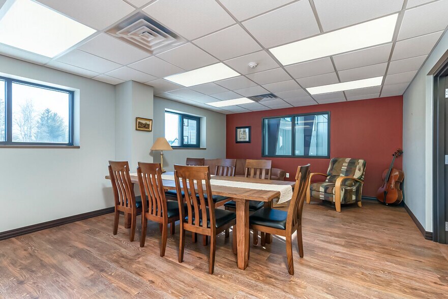 More Photos Of 605 Greenway Ct, Reedsburg Industrial For Sale