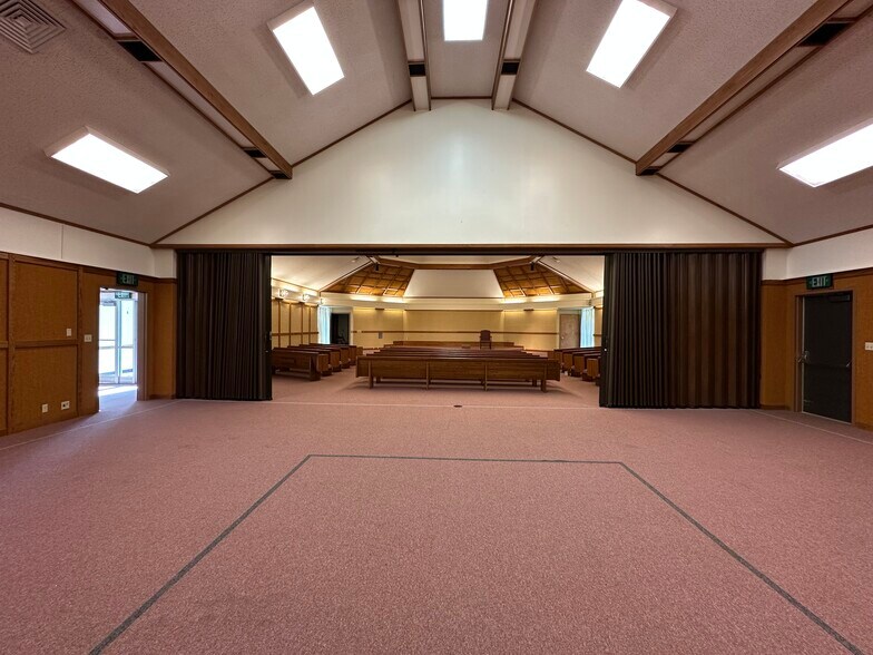 More Photos Of 2460 Baldwin st, Sturgis Religious Facility For Sale