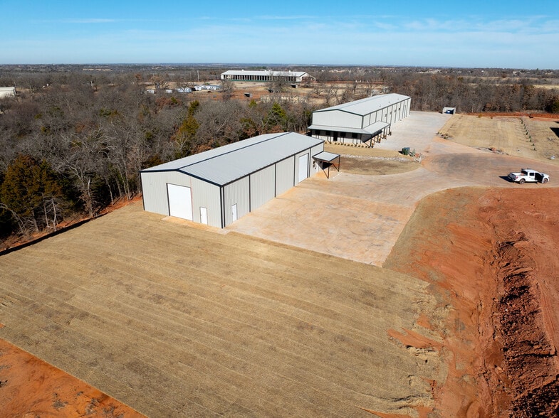 More Photos Of 625 Koloa Ave, Edmond Warehouse For Sale