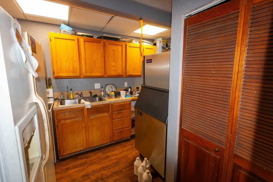 More Photos Of 309 S Link Ln, Fort Collins Unknown For Lease