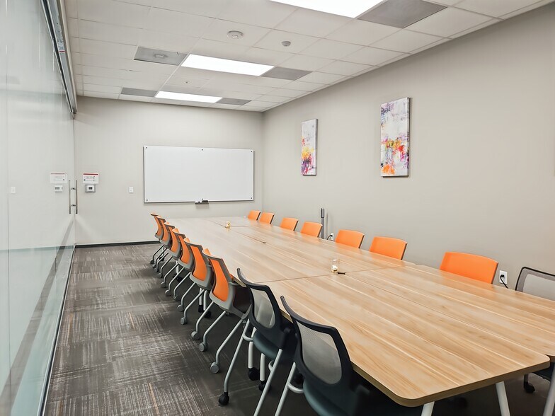 More Photos Of 525 Woodland Square Blvd, Conroe Coworking Space