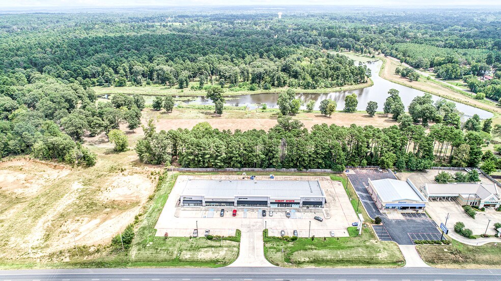 More Photos Of 1806 East End Blvd N, Marshall General Retail For Lease