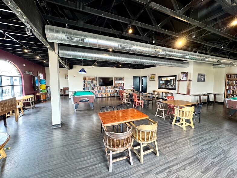 More Photos Of 201 E Custer St, Laramie Restaurant For Sale