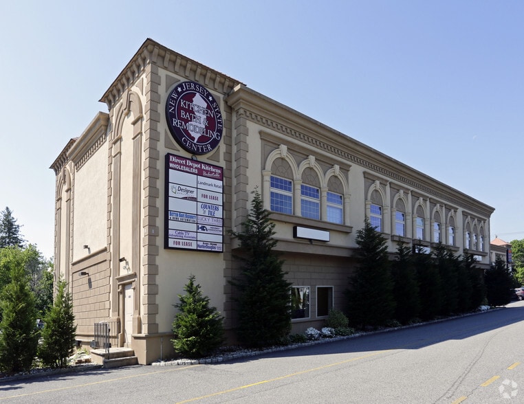 More Photos Of 24 Newark Pompton Tpke, Little Falls Office For Lease