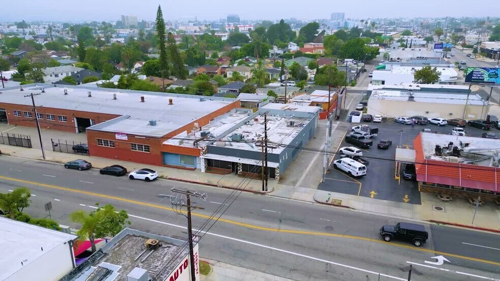 Primary Photo Of 5557 Cahuenga Blvd, North Hollywood Storefront For Lease