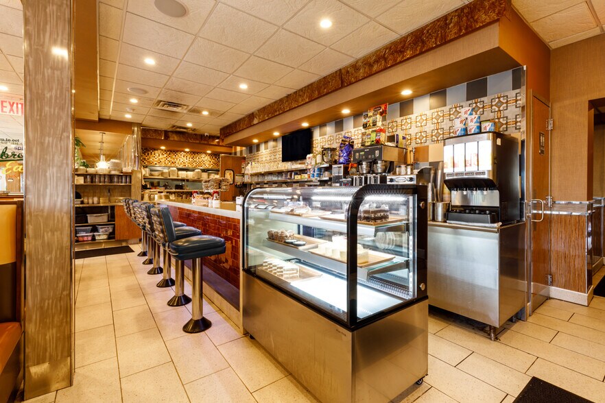 More Photos Of 245 Merrick Rd, Lynbrook Restaurant For Sale