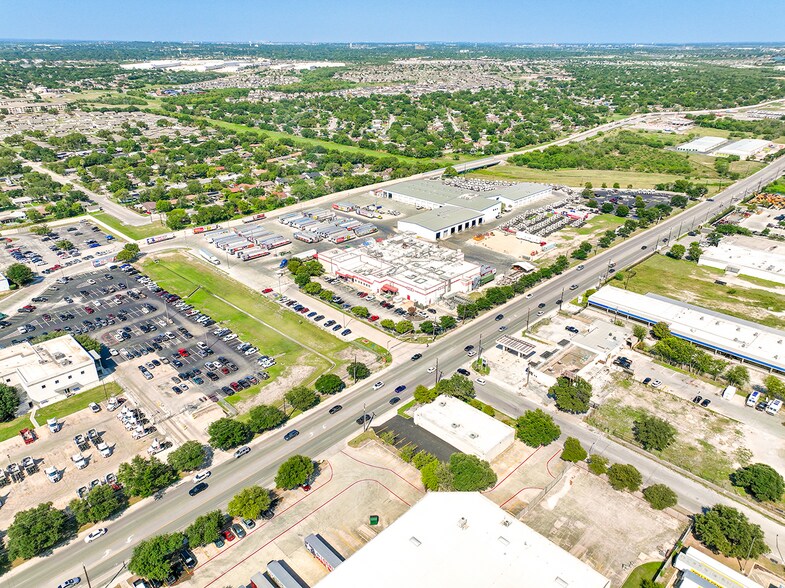 More Photos Of 5260 Rittiman Rd, San Antonio Light Distribution For Sale