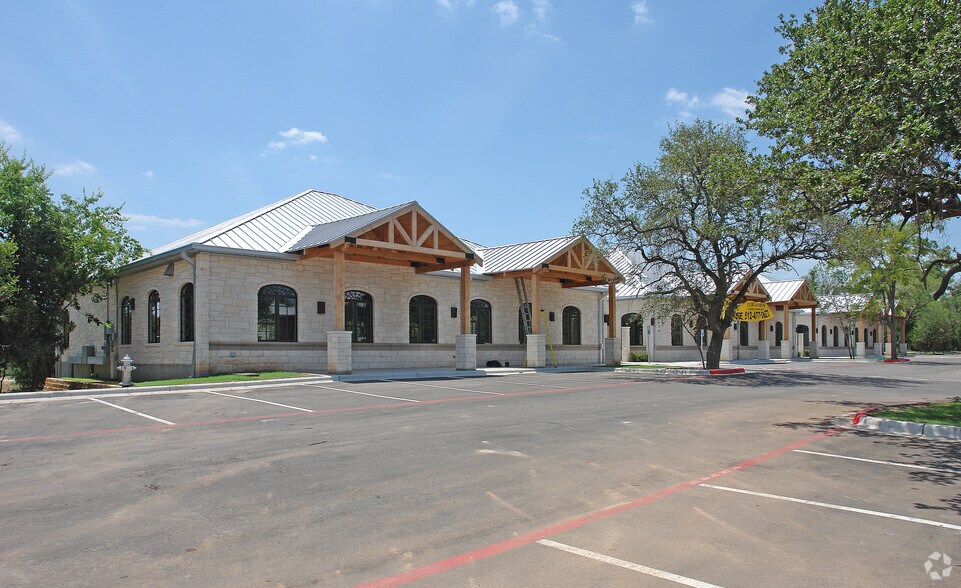More Photos Of 6911 N FM 620, Austin Storefront Retail Office For Lease