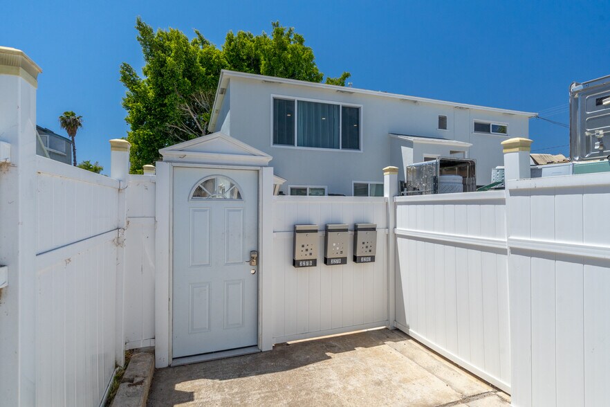 More Photos Of 3276-3282 Main St, Lemon Grove Storefront Retail Residential For Sale