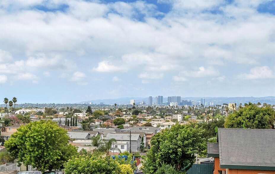 More Photos Of 4701 Saturn St, Los Angeles Multifamily For Sale