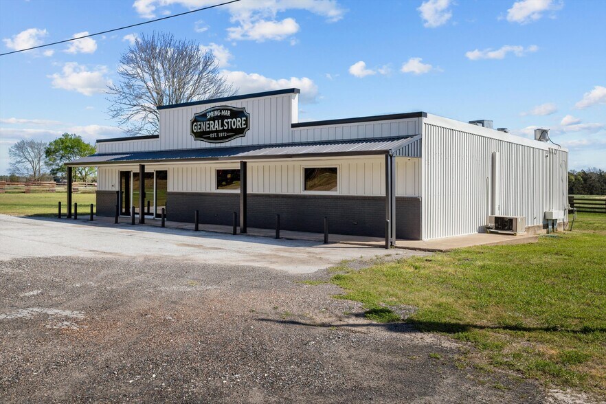 More Photos Of 6893 TX-19, Crockett Freestanding For Sale