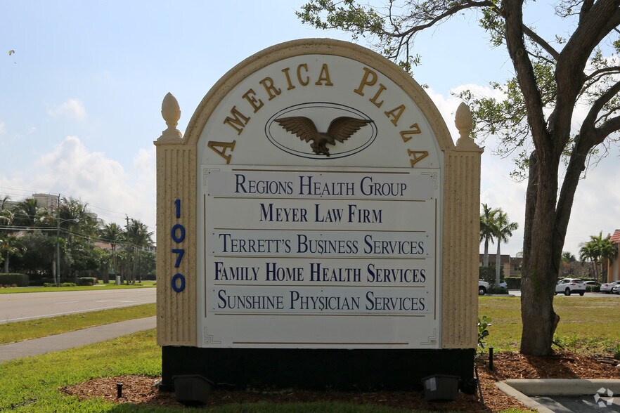 More Photos Of 1070 E Indiantown Rd, Jupiter Office For Lease