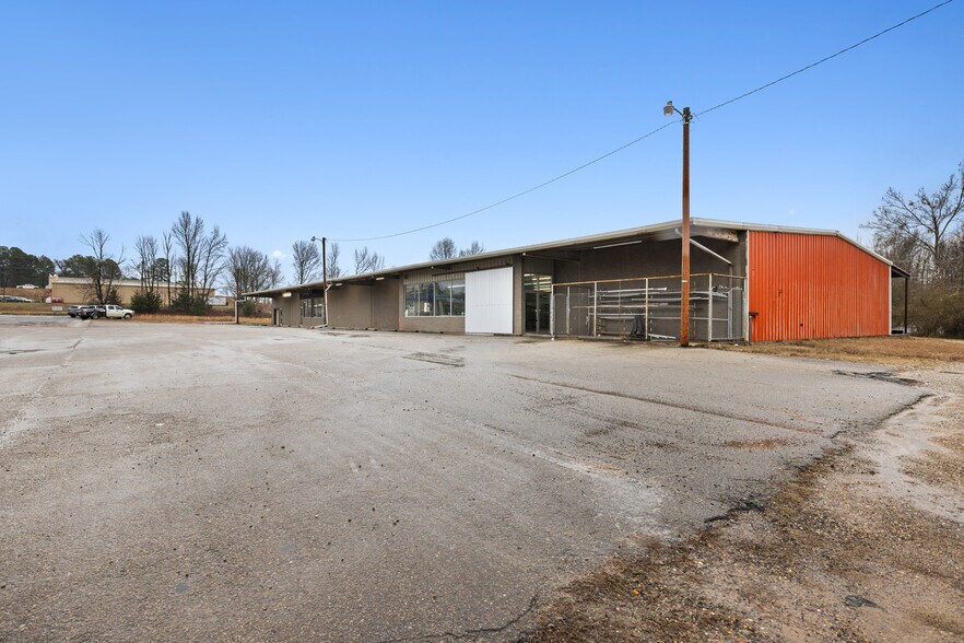 More Photos Of 6598 OK-98 Highway, Wright City Flex For Sale