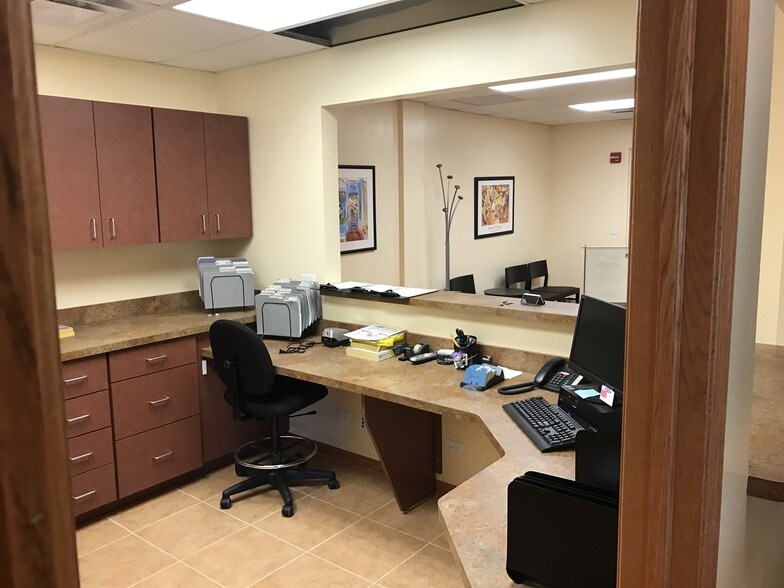 More Photos Of 13550 S Route 30, Plainfield Coworking Space