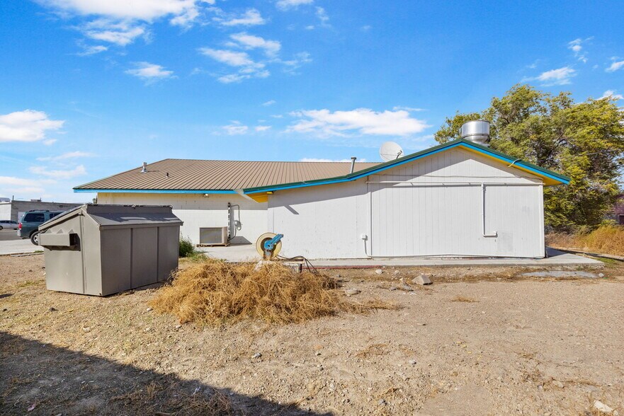 More Photos Of 10 E Main St, Castle Dale Convenience Store For Sale