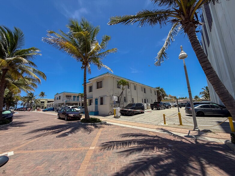 More Photos Of 322 Nevada St, Hollywood Hotel For Sale